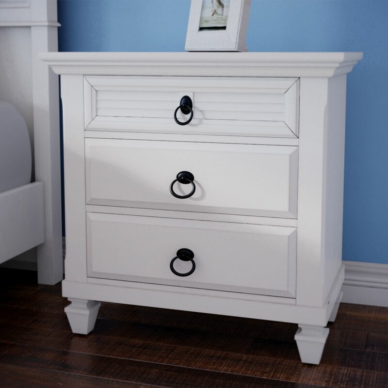 Beachcrest Home Torin 3 Drawer Nightstand in Bright White & Reviews